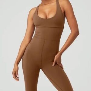 NWT ALO YOGA Physique Onsie S Cinnamon